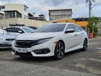 Pearl White Honda Civic 2019 for sale in Pasig