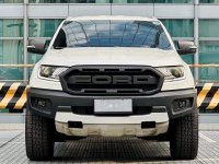 Selling White Ford Everest 2016 in Makati