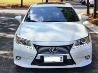 Sell White 2015 Lexus S-Class in Las Piñas