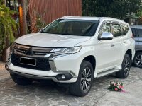 Selling Pearl White Mitsubishi Montero sport 2017 in Manila