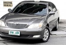 Selling White Toyota Camry 2002 in Manila