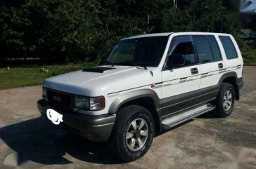 Isuzu Trooper bighorn 2004 diesel 4x4 for sale 