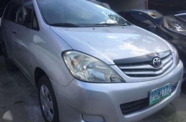 2011 Toyota Innova 2.5 J Manual Silver with Price Discount for sale