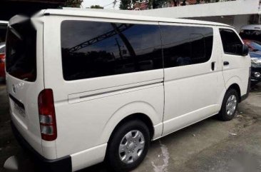 2017 Toyota Commuter 3.0 Manual Diesel White for sale