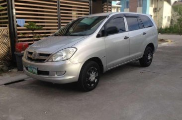 For sale Toyota Innova j 2006