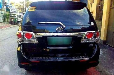 2013 Toyota Fortuner V AT Black For Sale 