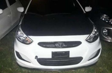 Hyundai Accent MT GAS 2016 White For Sale 