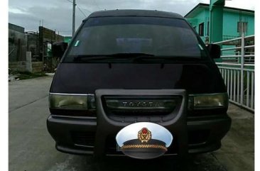 Toyota Town Ace 2001 AT Red Van For Sale