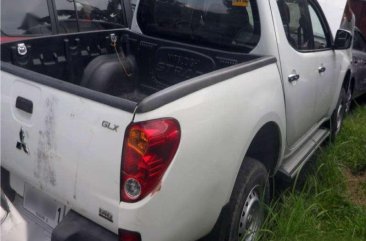 2014 Mitsubishi Strada GLX 4x4 2.5L MT DSL for sale