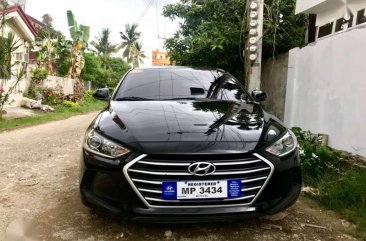 Hyundai Elantra 2.0 Limited 2016 AT Black For Sale 