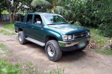 1997 and 2000 Toyota Hilux for sale