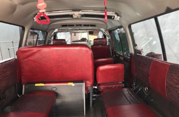 Nissan Urvan 2011 MT Red Van For Sale 