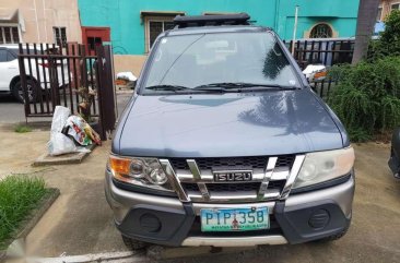 Isuzu Crosswind 2010 MT Blue For Sale 