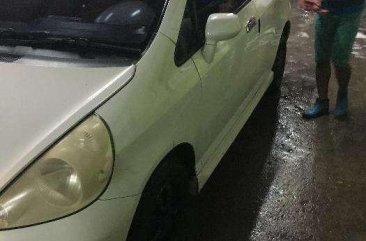 Honda Fit 2010 Automatic White HB For Sale 