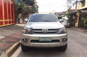 Toyota Fortuner 2006 AT Silver SUV For Sale 