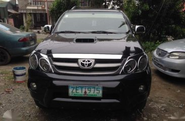 2006 Toyota Fortuner v top of d line for sale