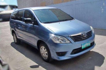 Toyota Innova 25 D4D E 2012 Blue For Sale 