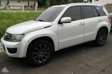 Suzuki Grand Vitara 2.4 2016 AT White For Sale 