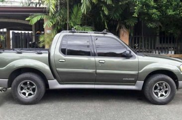 2nd hand 4x4 Ford Explorer 2002 for sale