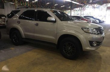 2015 Toyota Fortuner G AT Beige SUV For Sale 