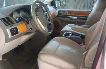 2009 Chrysler Town and Country Lmtd For Sale 