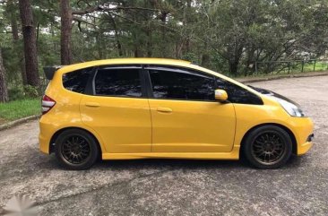 Honda Jazz 2010 1.5V AT Yellow For Sale 