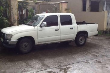 Toyota hilux 2001 for sale 