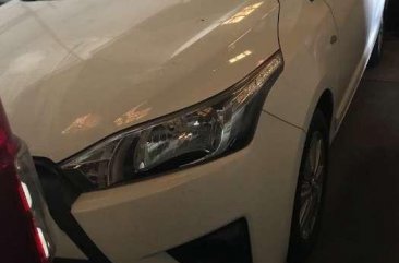  Toyota Yaris e manual 2016 for sale 