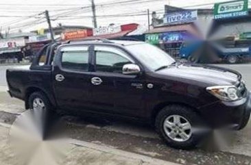 Toyota Hilux 2006 black for sale