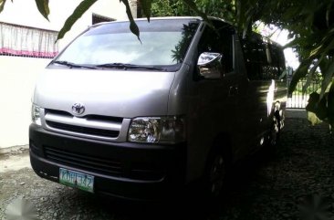 For sale Toyota Hiace Commuter 2006 manual diesel