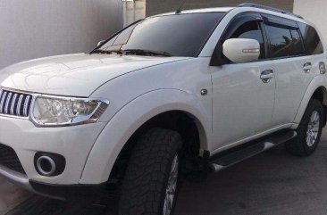 For sale Mitsubishi Montero glx automatic 2012