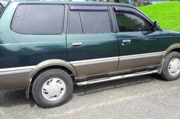 Toyota Revo 2002 green for sale