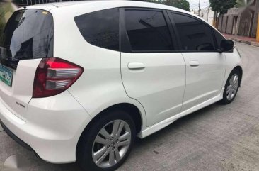 2011 Honda Jazz 15 at for sale 