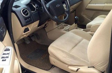 Good as new Ford Everest 2010 for sale