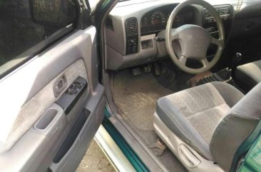 Nissan Frontier 2.7E  2001 for sale 