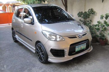 Hyundai i10 Gold 2010 for sale 