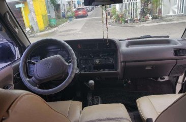 Toyota hi ace van 2002 for sale 