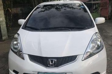 Honda Jazz 2010 white for sale