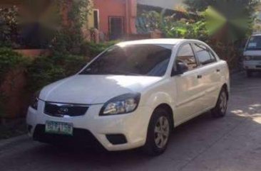 KIA RIO 2011 white for sale