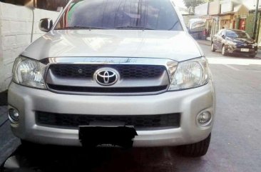 Toyota Hilux 2011 model for sale