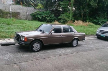 Mercedes-benz W123 200 1983 for sale