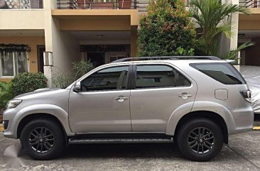 2015 Toyota Fortnuer V 4x2 AT Grey SUV For Sale 