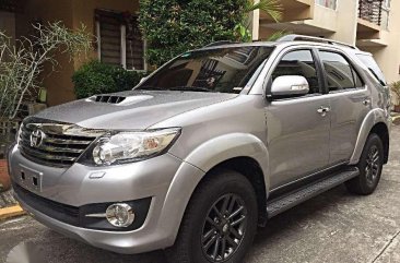 2015 Toyota Fortnuer V 4x2 AT Grey SUV For Sale 