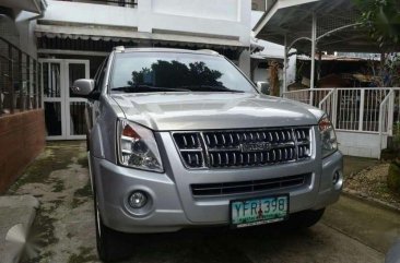 2007 Isuzu Alterra silver for sale