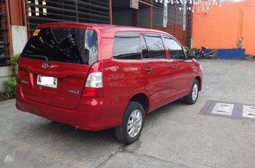 2014 Toyota Innova 2.5E MT Red SUV For Sale 