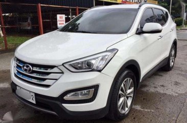 2015 Hyundai Santa Fe 2.2L E-VGT AT White For Sale 