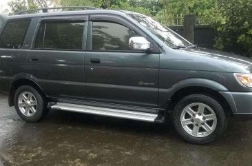 Isuzu Crosswind xt 2010 model for sale