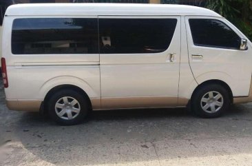 2013 Toyota Hiace Grandia GL for sale