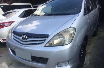 2012 Toyota Innova 20 E Manual Silver Gas for sale