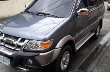 Isuzu Crosswind xuv Limited 2010 for sale